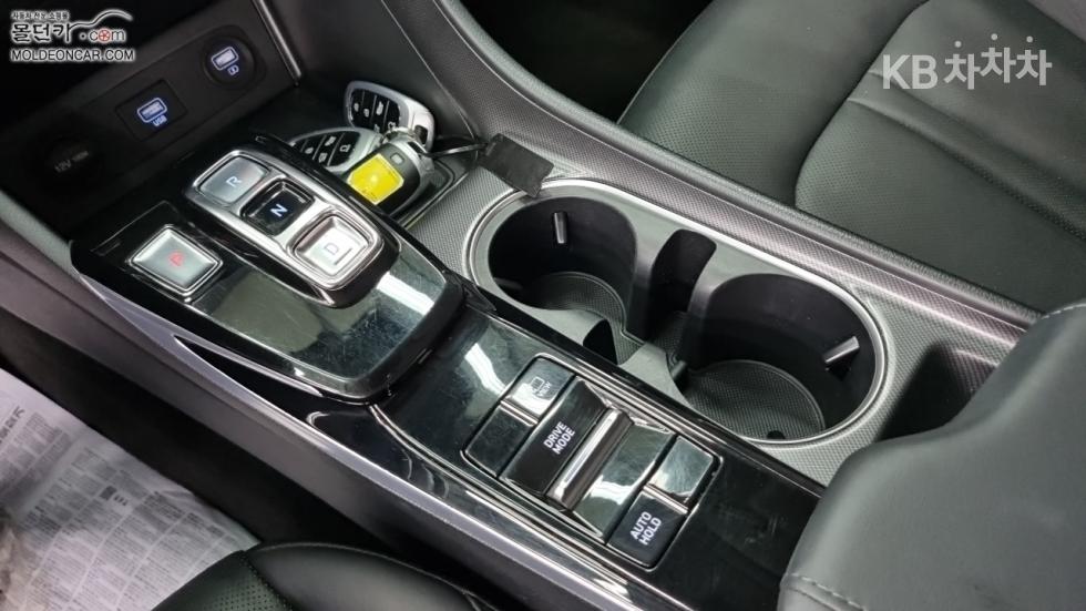Hyundai Sonata — miniaturë 14