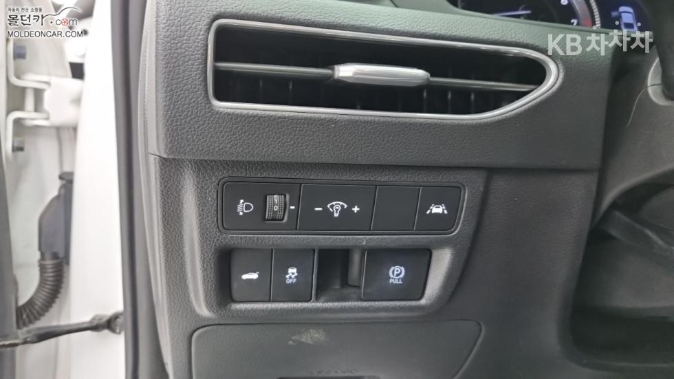 Hyundai Sonata — miniaturë 16