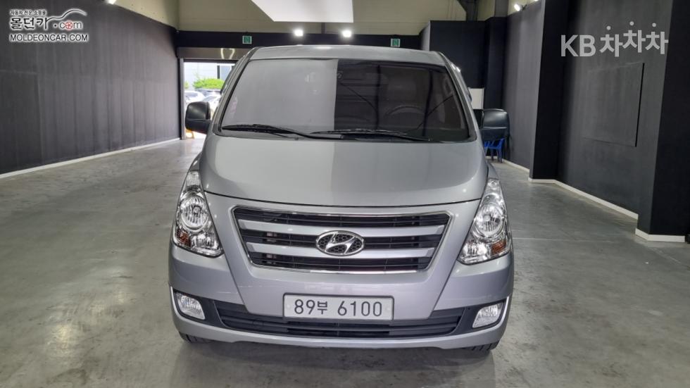 Hyundai Starex — miniaturë 3