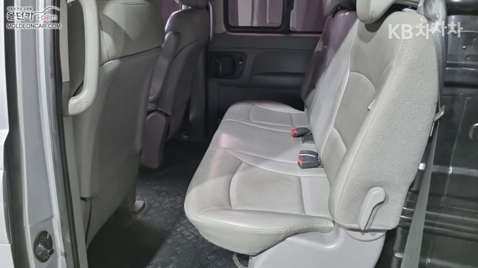 Hyundai Starex — miniaturë 10