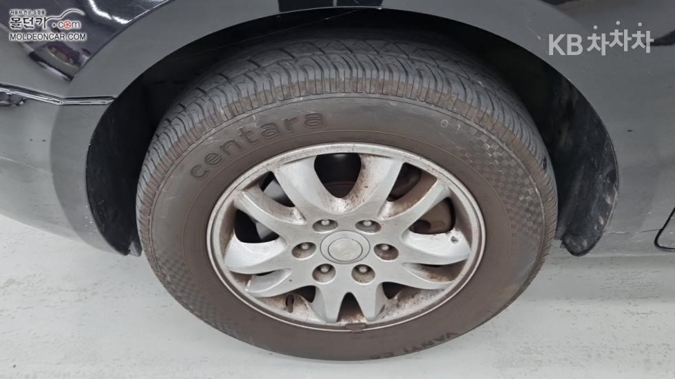 Kia Carnival — miniaturë 6