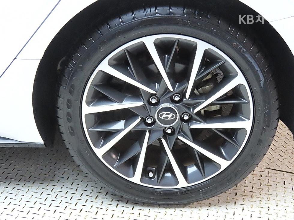Hyundai Sonata — miniaturë 20