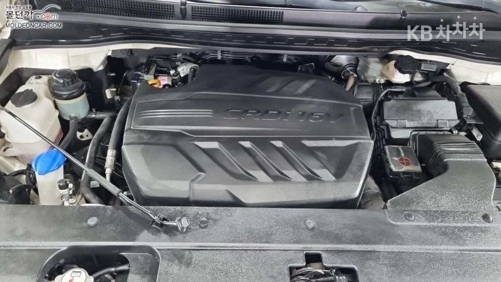 Kia Carnival — miniaturë 8
