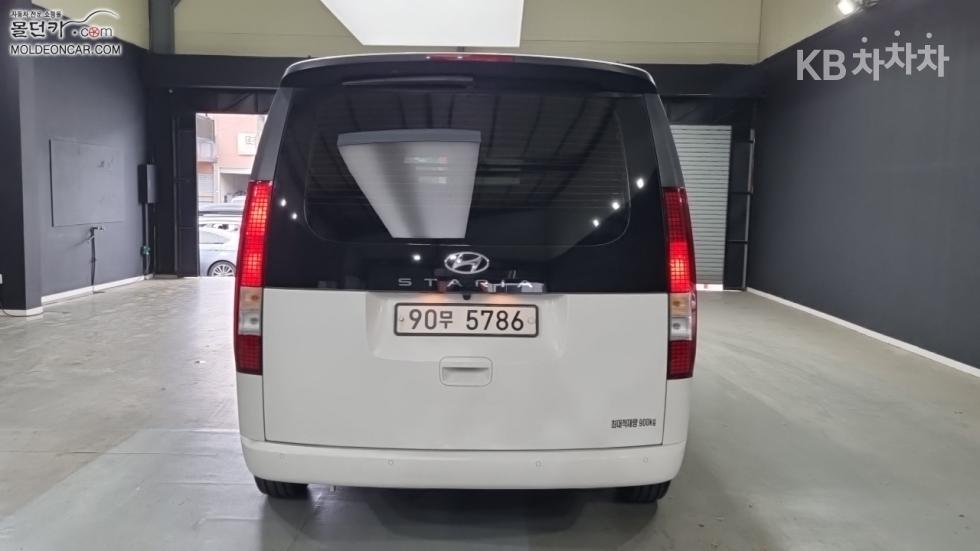 Hyundai Staria — miniaturë 4