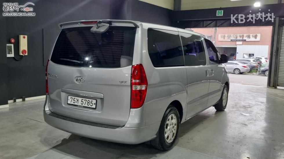 Hyundai Starex — miniaturë 2