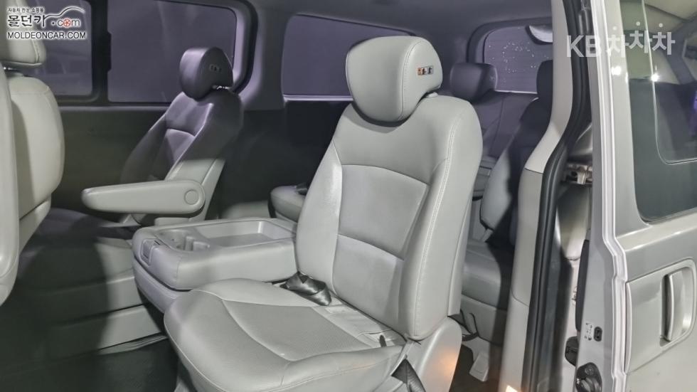 Hyundai Starex — miniaturë 10