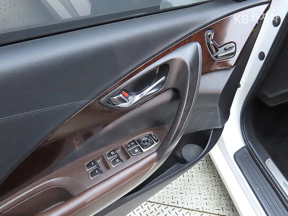 Hyundai Grandeur — miniaturë 13