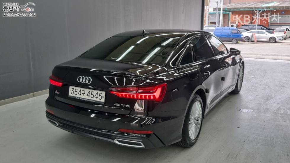 Audi A6 — miniaturë 2