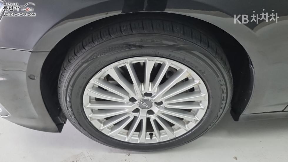 Audi A6 — miniaturë 6