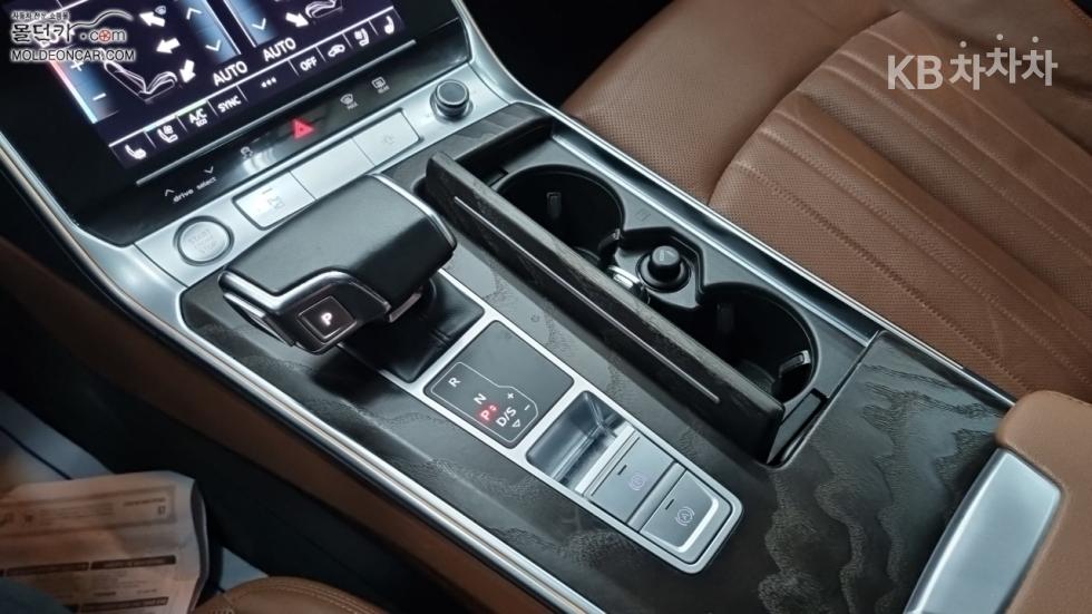 Audi A6 — miniaturë 14