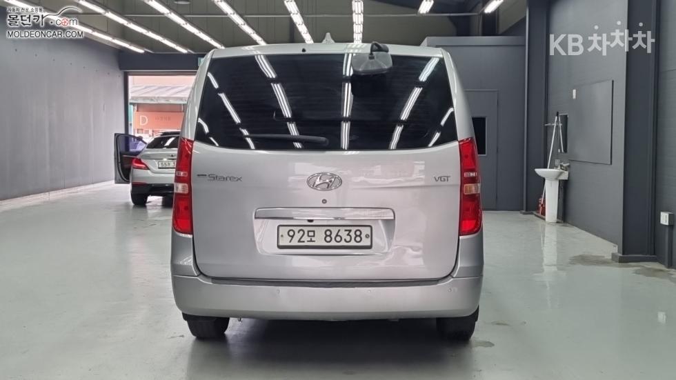 Hyundai Starex — miniaturë 4