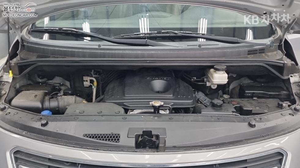 Hyundai Starex — miniaturë 8