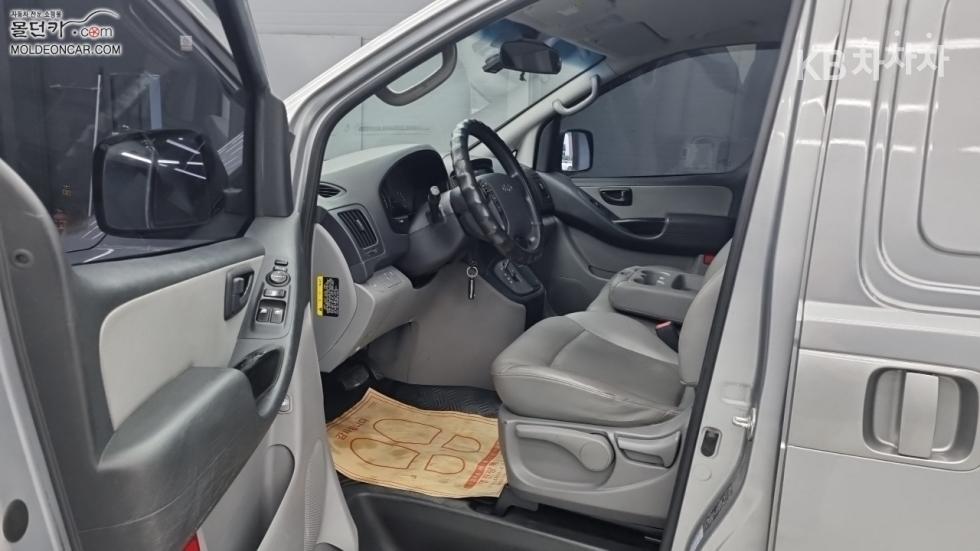 Hyundai Starex — miniaturë 9