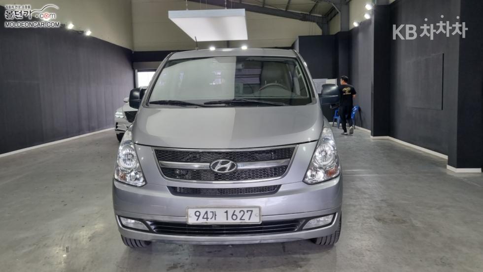 Hyundai Starex — miniaturë 3