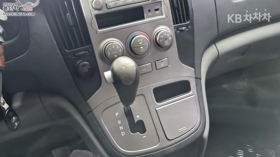 Hyundai Starex — miniaturë 14