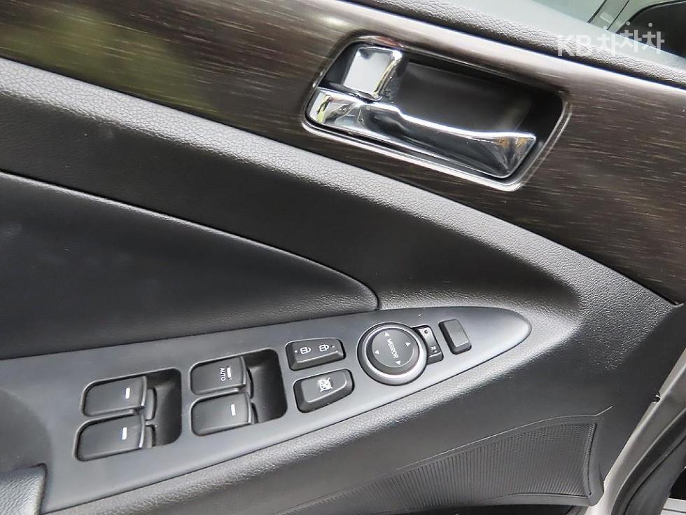Hyundai Sonata — miniaturë 14