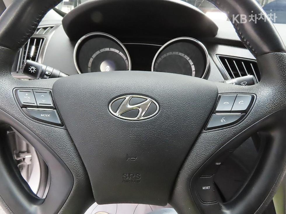 Hyundai Sonata — miniaturë 17