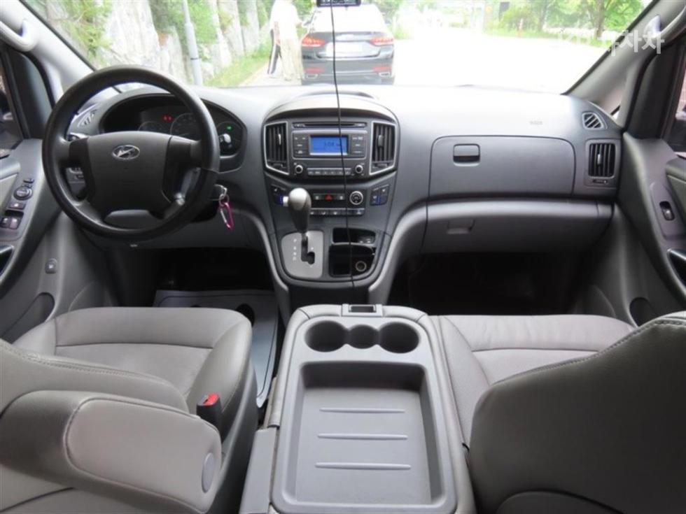 Hyundai Starex — miniaturë 16