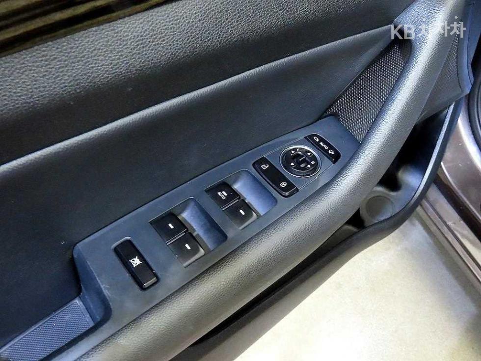 Hyundai Sonata — miniaturë 13
