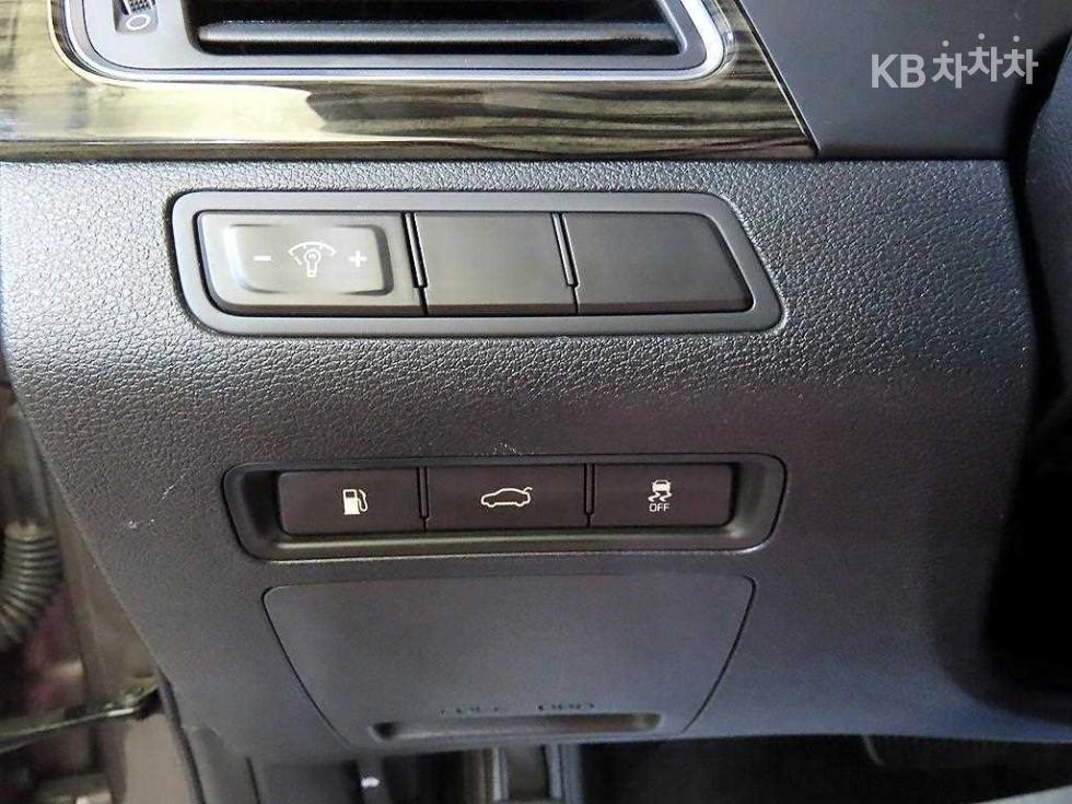 Hyundai Sonata — miniaturë 14