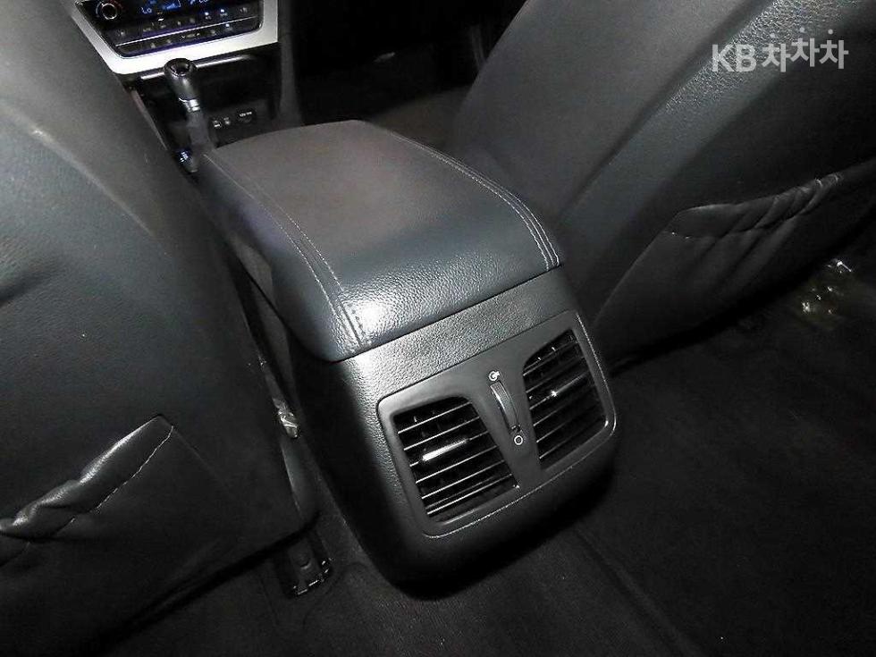 Hyundai Sonata — miniaturë 17