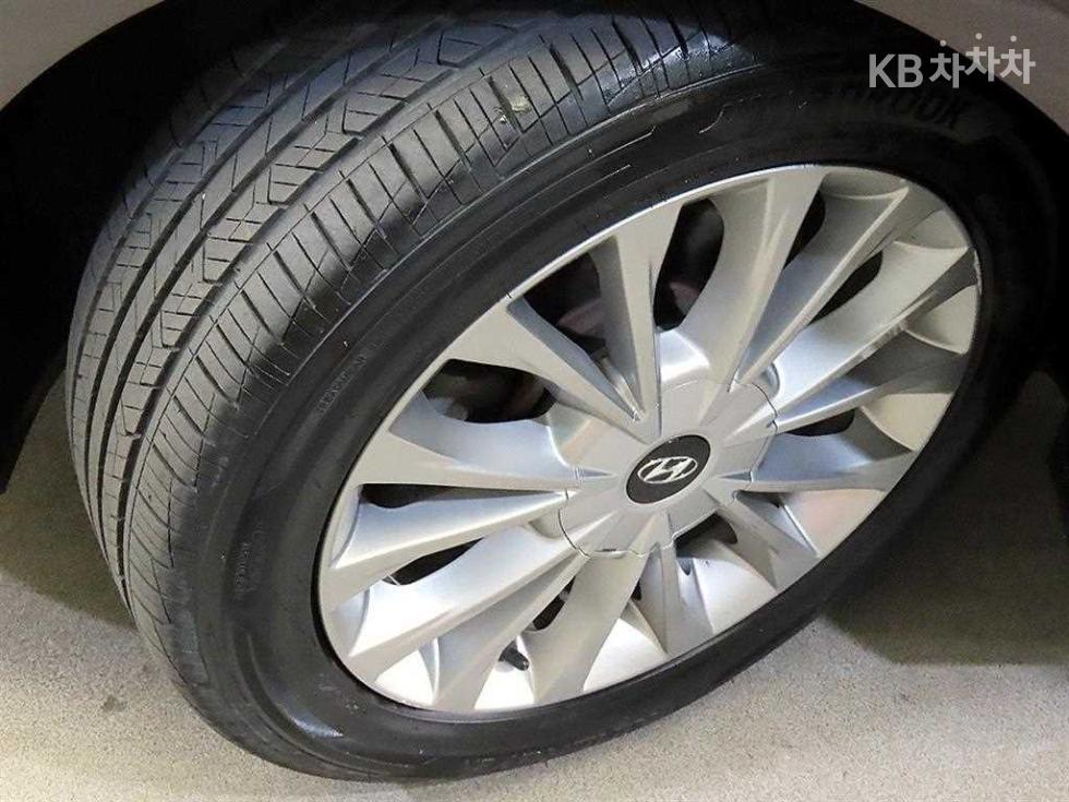 Hyundai Sonata — miniaturë 19