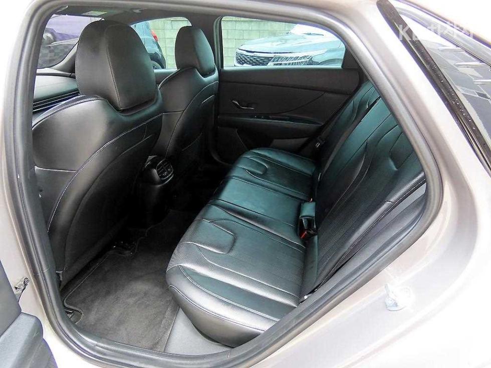 Hyundai Avante — miniaturë 6