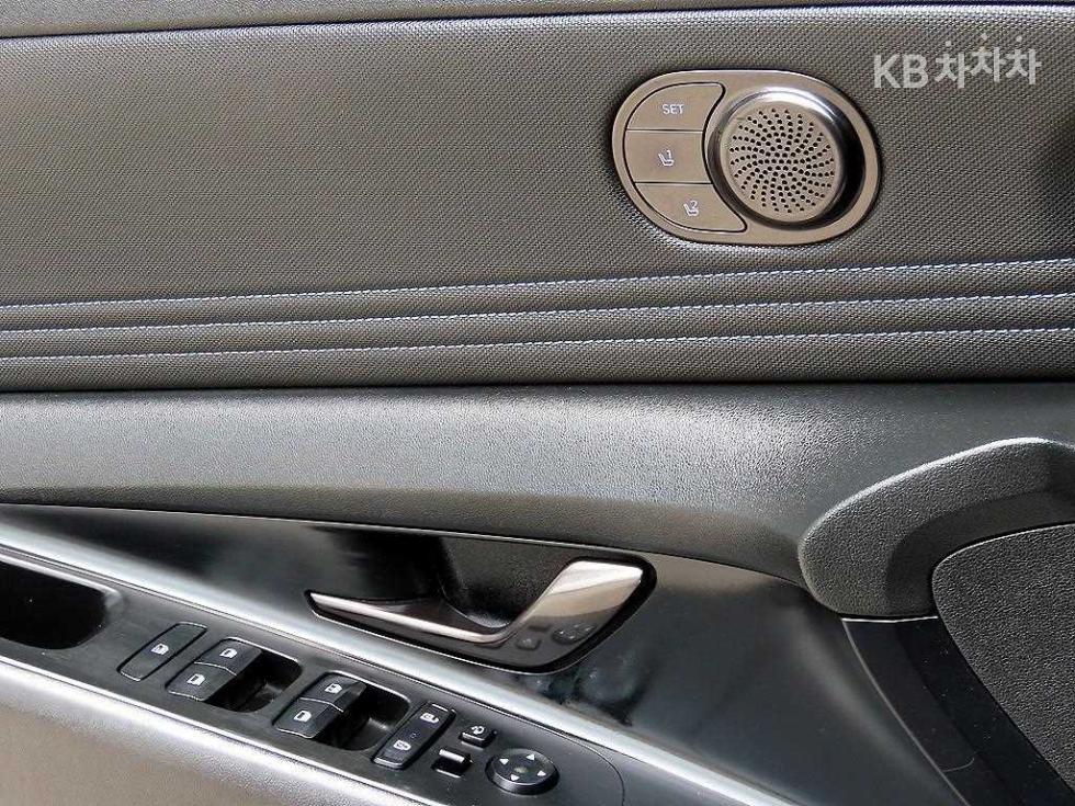 Hyundai Avante — miniaturë 11
