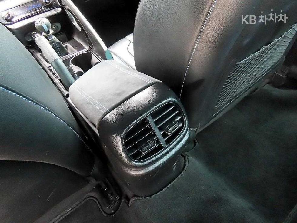 Hyundai Avante — miniaturë 17