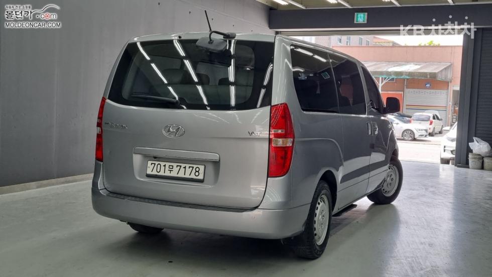 Hyundai Starex — miniaturë 2