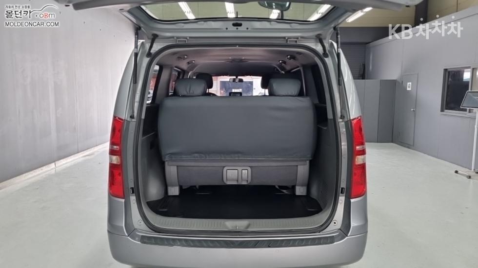 Hyundai Starex — miniaturë 18
