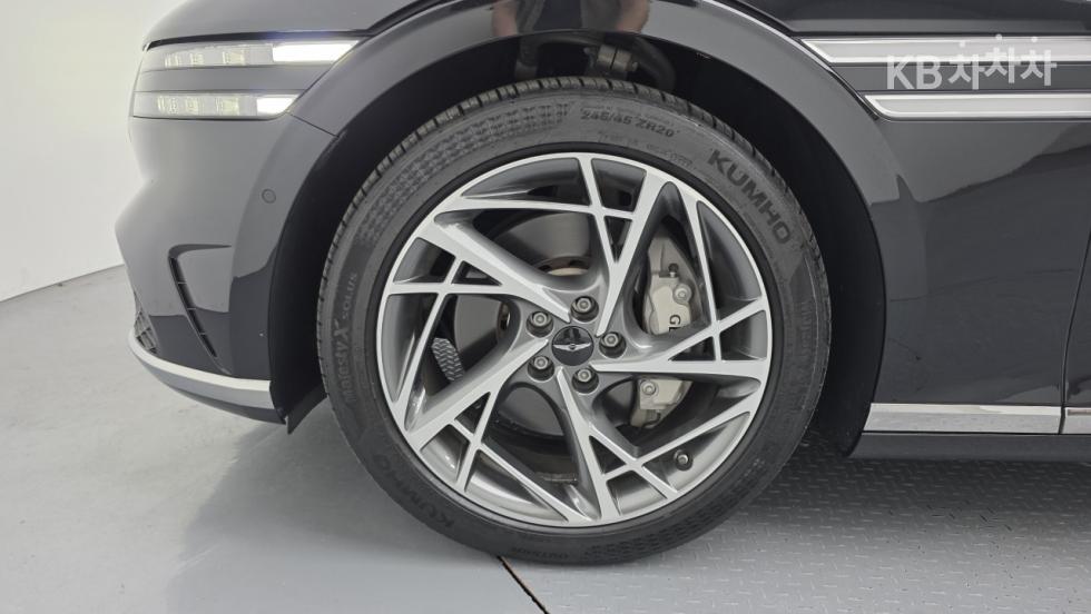 2022 Genesis G90(RS4) photo