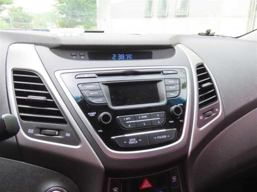 Hyundai Avante — miniaturë 8