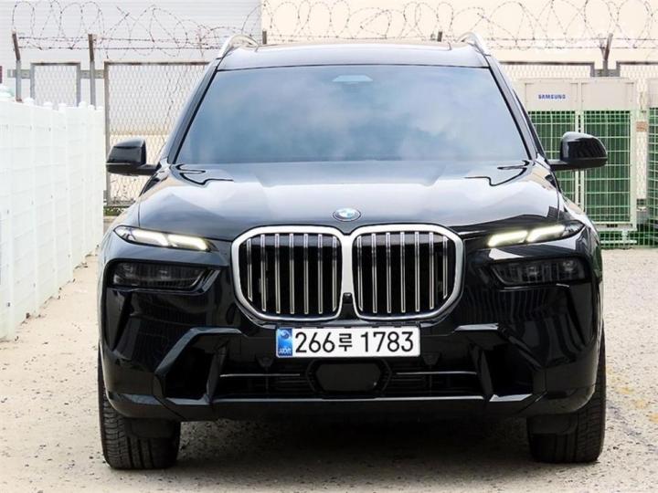 BMW X7 xDrive 40d M Sport 6STR — foto 1