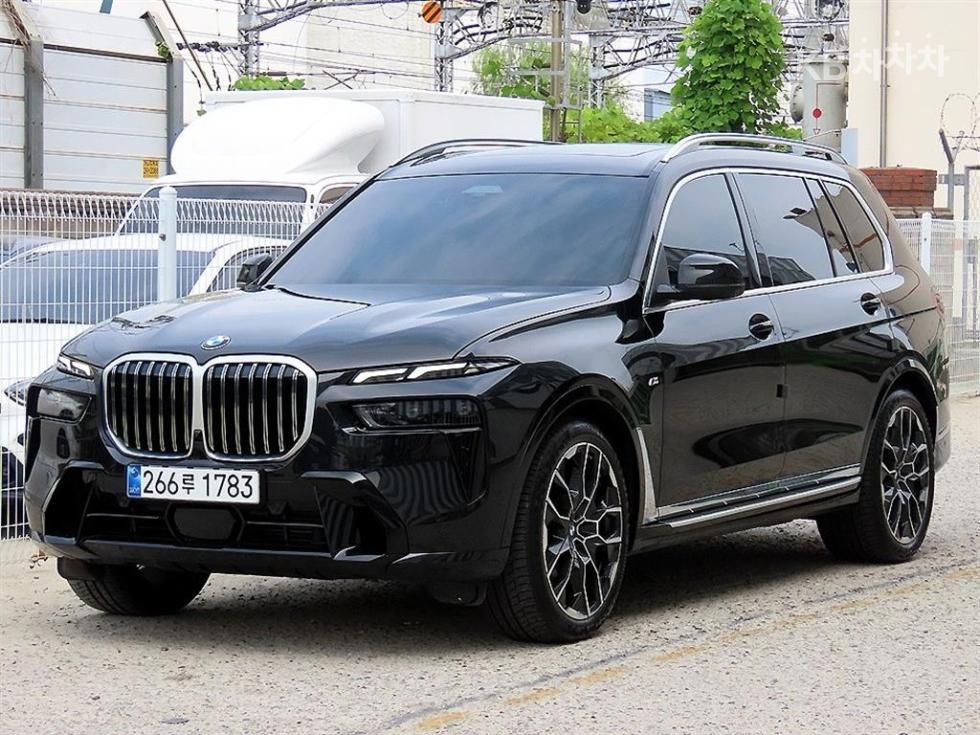 BMW X7 — miniaturë 2