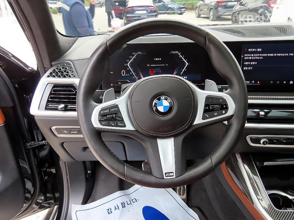 BMW X7 — miniaturë 8