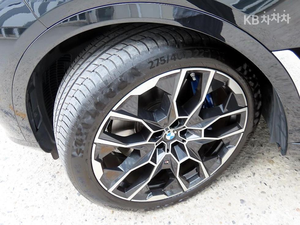 BMW X7 — miniaturë 20