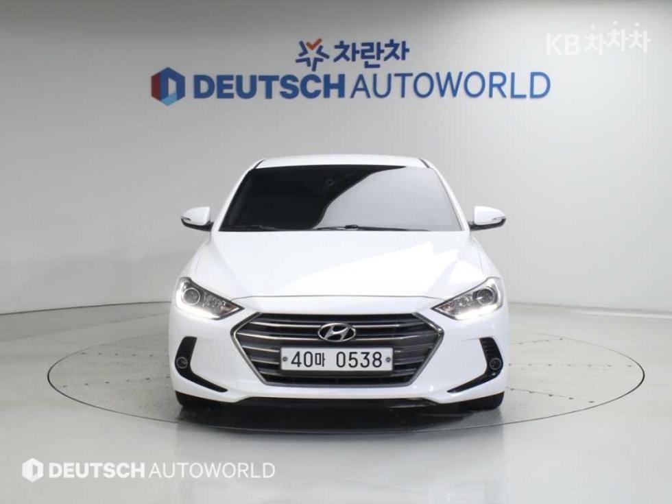 Hyundai Avante — miniaturë 3