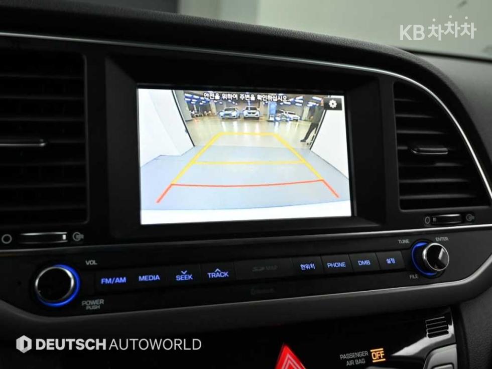 Hyundai Avante — miniaturë 15