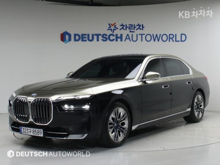 BMW 7 Series (G70) 740i sDrive DPE Executive
