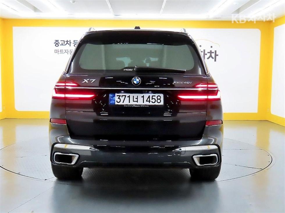 BMW X7 — miniaturë 4