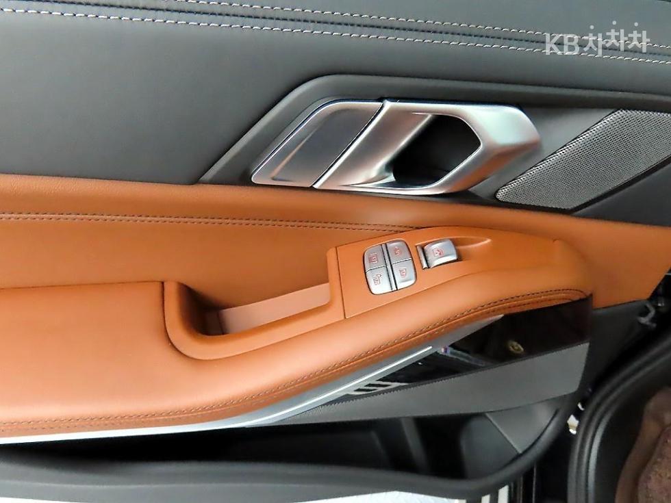 BMW X7 — miniaturë 12
