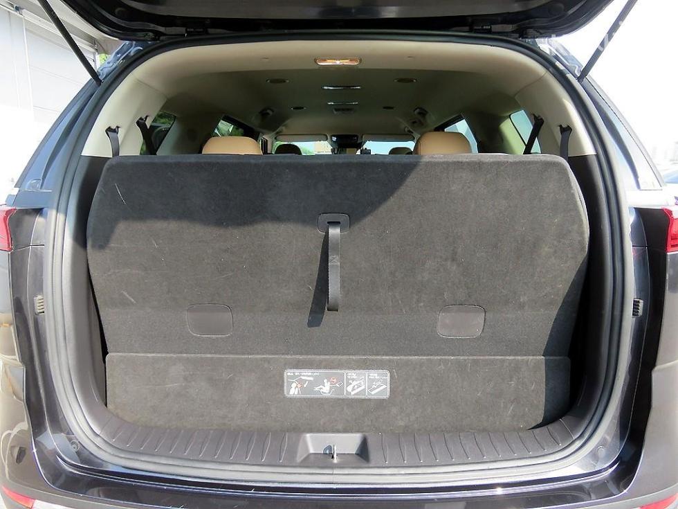 Kia Carnival — miniaturë 5