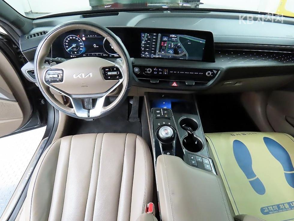 Kia K8 — miniaturë 7