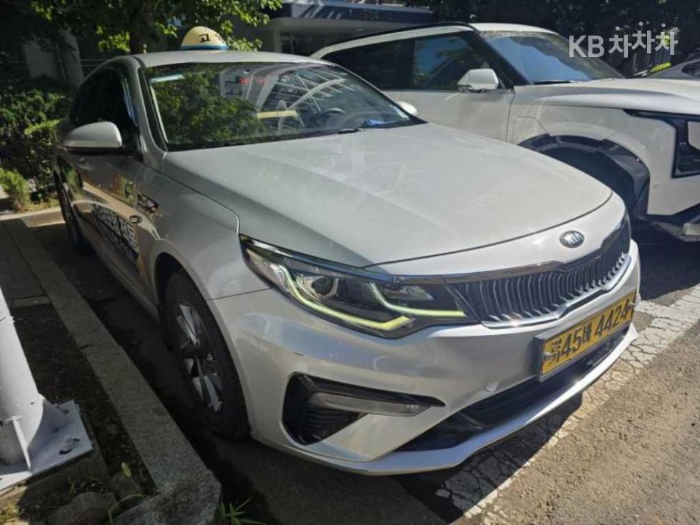Kia K5 — miniaturë 2
