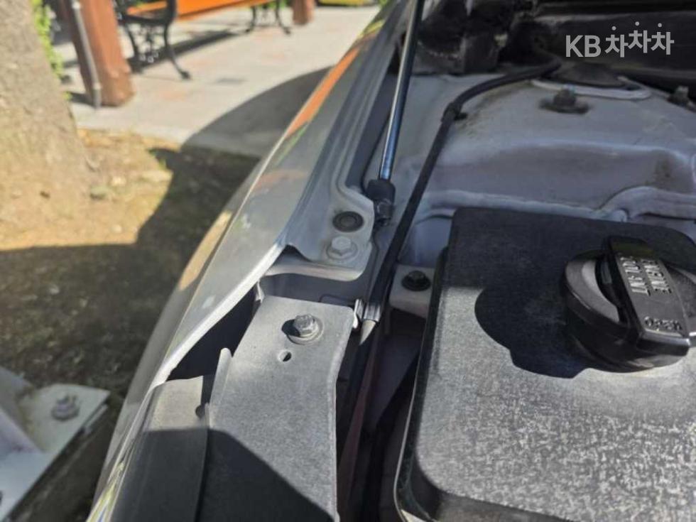Kia K5 — miniaturë 10