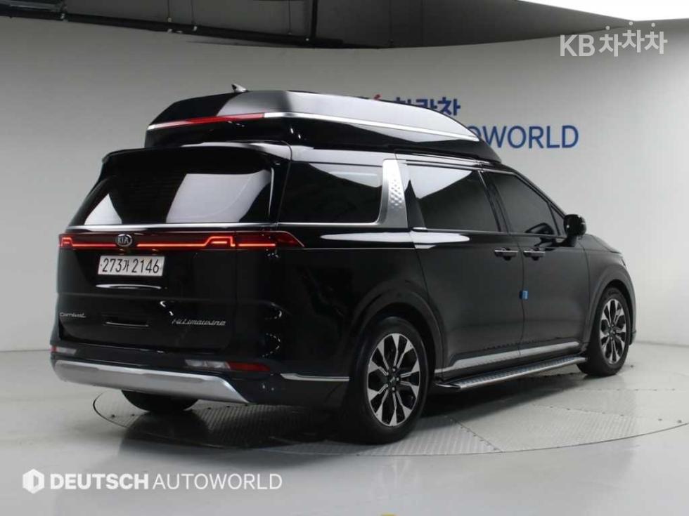 Kia Carnival — miniaturë 2