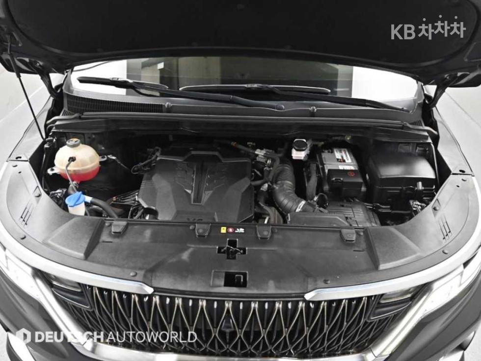 Kia Carnival — miniaturë 6