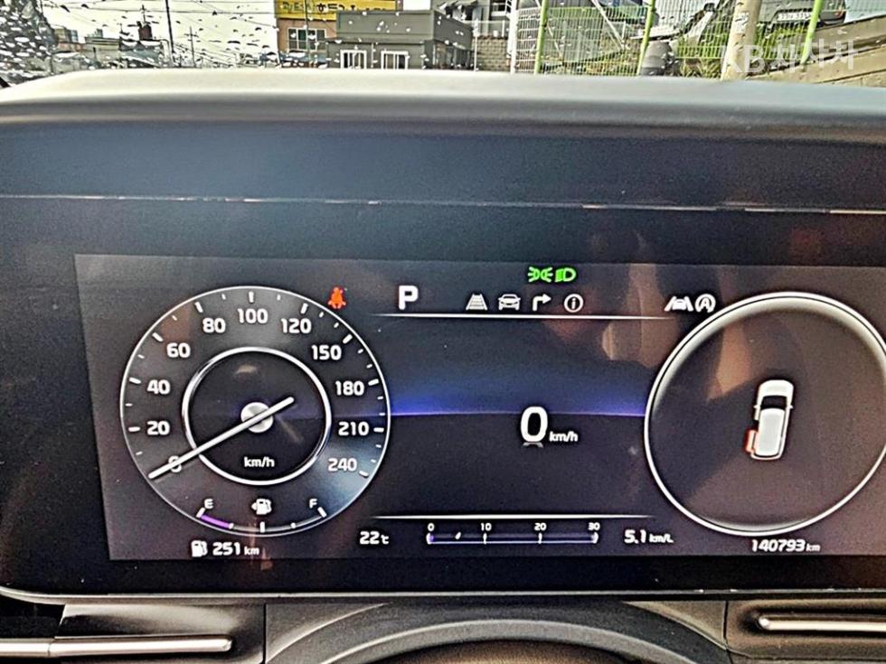 Kia Carnival — miniaturë 14