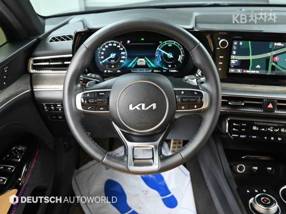 Kia K5 — miniaturë 17